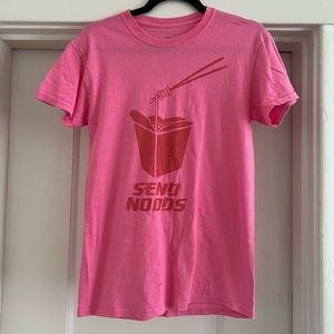 Lisa Says Gah “Send Noods” tee